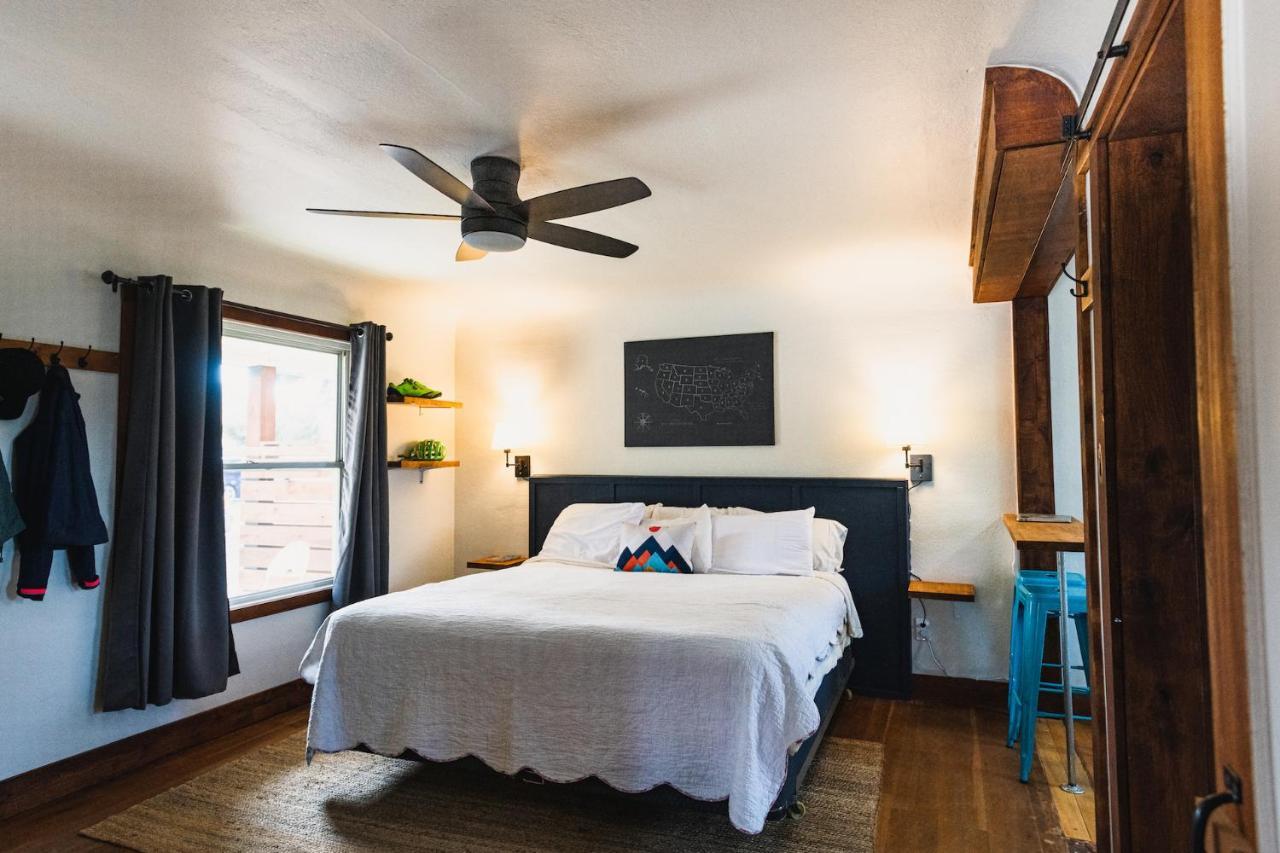 Left Coast Lodge - Pet Friendly Sisters Kültér fotó